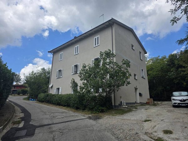 appartamento in vendita a Monte San Pietro in zona Oca