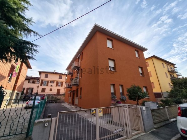appartamento in vendita a Monte San Pietro in zona Calderino