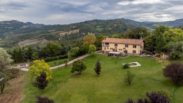 casa indipendente in vendita a Monzuno