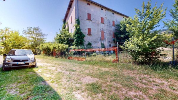 casa indipendente in vendita a Monzuno