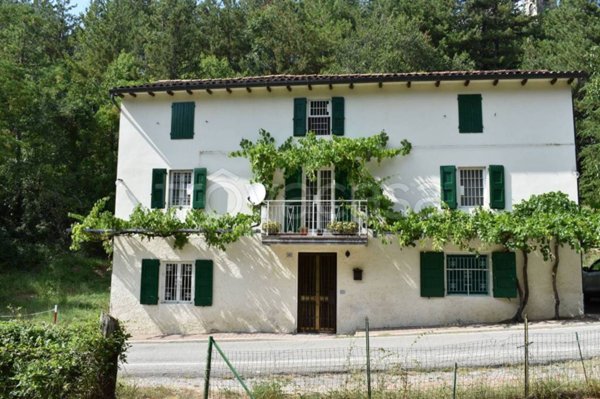 casa indipendente in vendita a Monzuno in zona Rioveggio