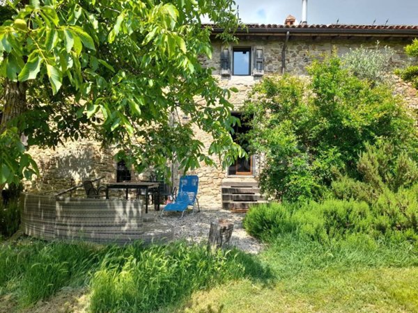 casa indipendente in vendita a Monzuno