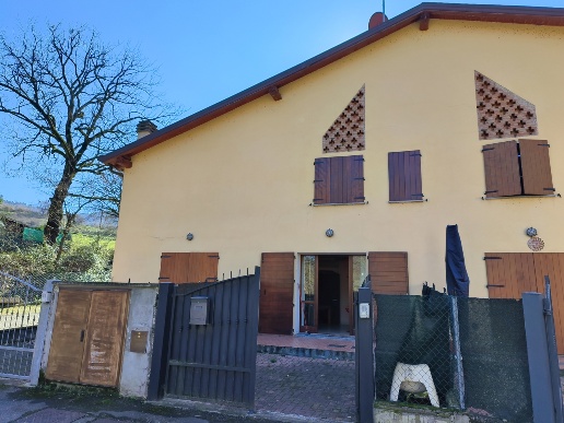 casa indipendente in vendita a Monzuno