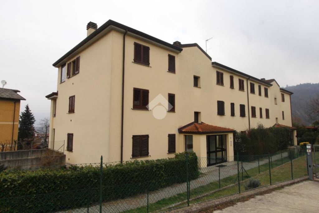 appartamento in vendita a Monzuno in zona Vado