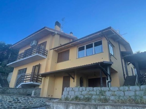 casa indipendente in vendita a Monzuno in zona Rioveggio