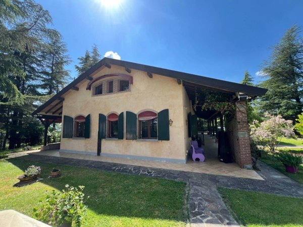 casa indipendente in vendita a Monzuno