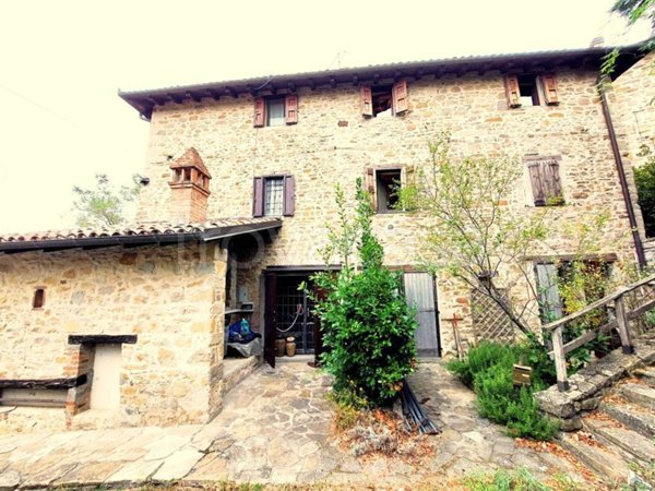 casa indipendente in vendita a Monzuno in zona Rioveggio