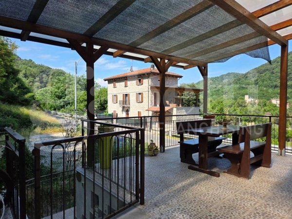 casa indipendente in vendita a Monzuno in zona Vado