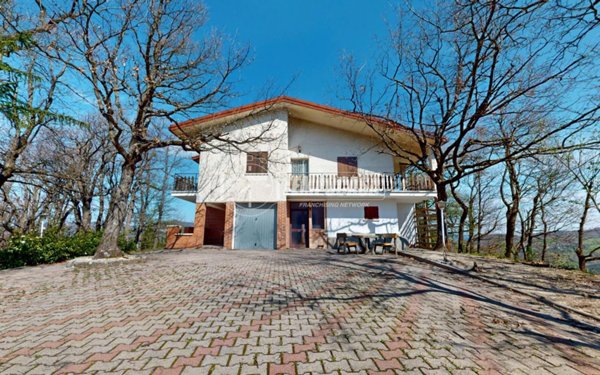 casa indipendente in vendita a Monzuno