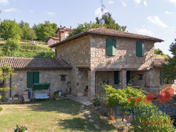 casa indipendente in vendita a Monzuno in zona Rioveggio