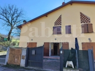 casa indipendente in vendita a Monzuno in zona Rioveggio