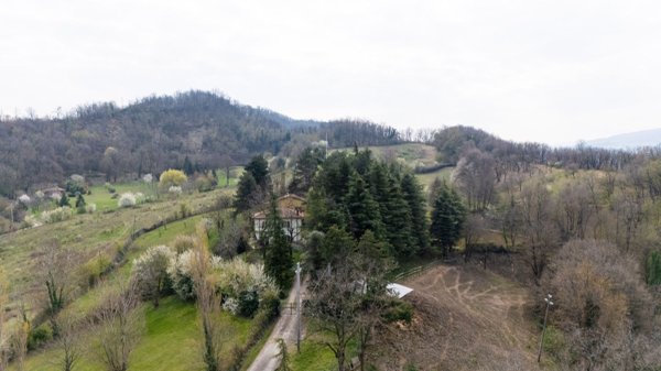 casa indipendente in vendita a Monzuno