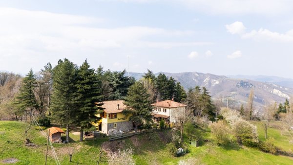 casa indipendente in vendita a Monzuno