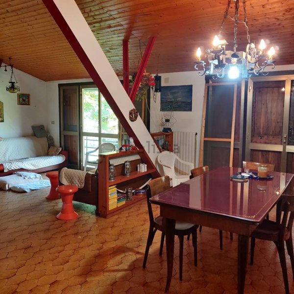 casa indipendente in vendita a Monzuno