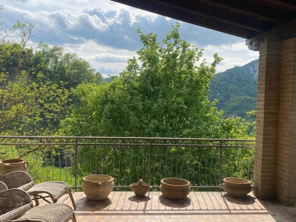 casa indipendente in vendita a Monzuno in zona Vado