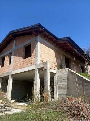 casa indipendente in vendita a Monzuno