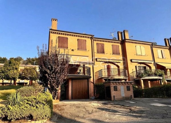casa indipendente in vendita a Monzuno in zona Rioveggio