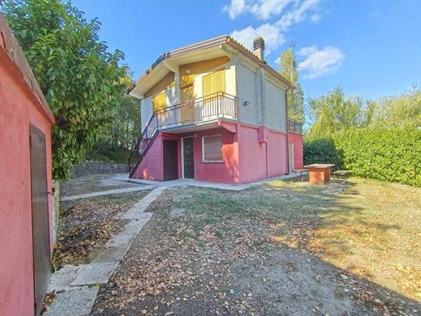 casa indipendente in vendita a Monzuno
