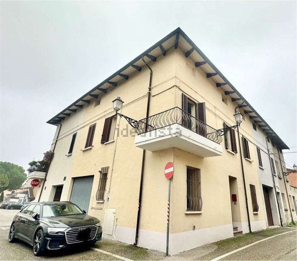 casa indipendente in vendita a Mordano