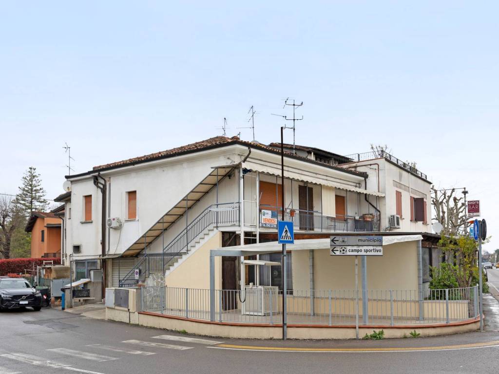 casa indipendente in vendita a Mordano