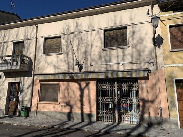 negozio in vendita a Mordano