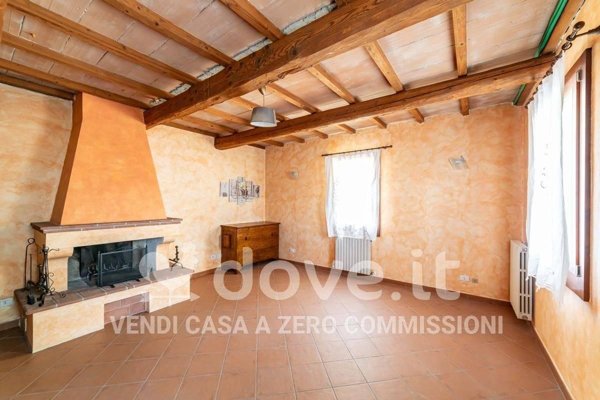 casa indipendente in vendita a Mordano