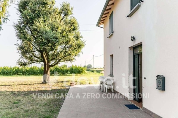casa indipendente in vendita a Mordano
