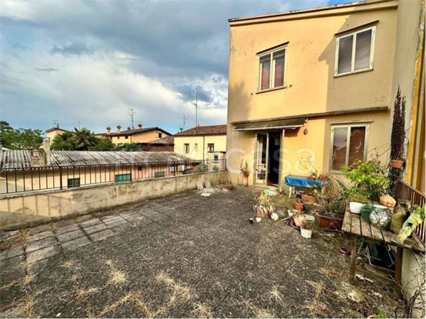 casa indipendente in vendita a Mordano
