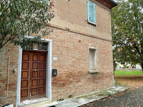 casa indipendente in vendita a Mordano in zona Bubano