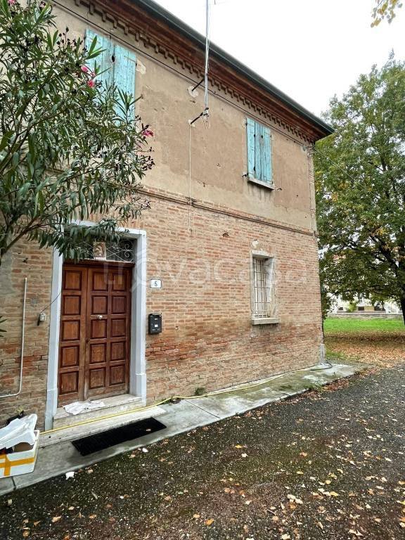 casa indipendente in vendita a Mordano in zona Bubano