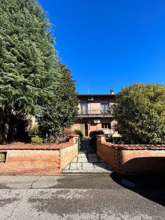 casa indipendente in vendita a Mordano in zona Bubano