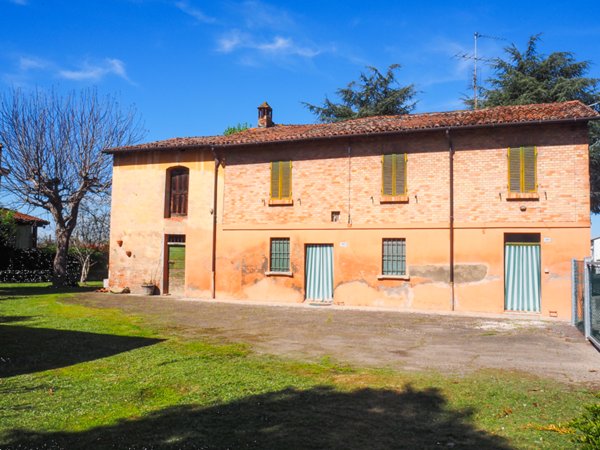 casa indipendente in vendita a Mordano
