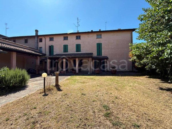 casa indipendente in vendita a Mordano in zona Bubano