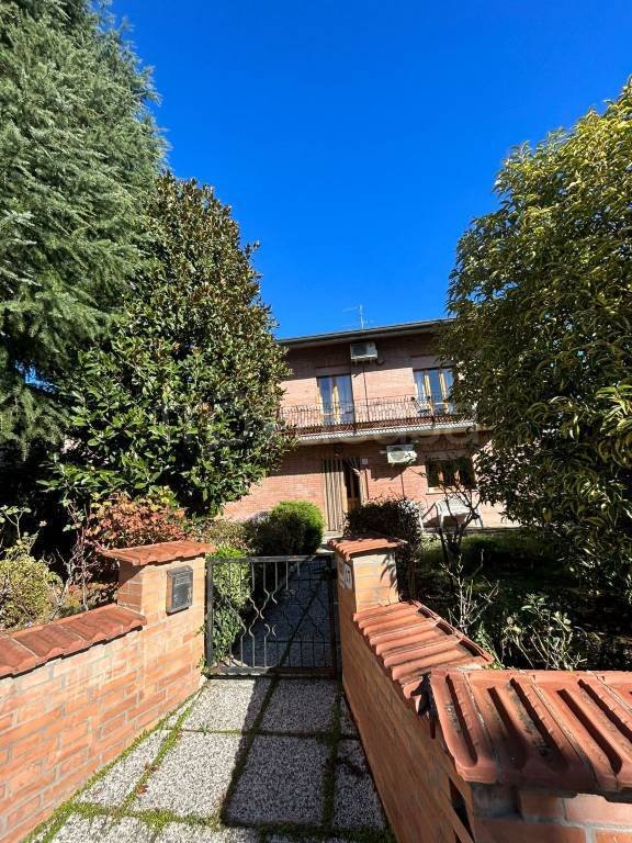 casa indipendente in vendita a Mordano in zona Bubano