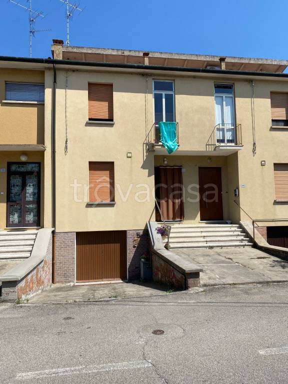 casa indipendente in vendita a Mordano in zona Bubano