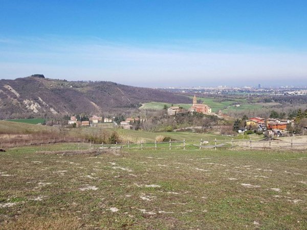 terreno agricolo in vendita ad Ozzano dell'Emilia in zona Mercatale