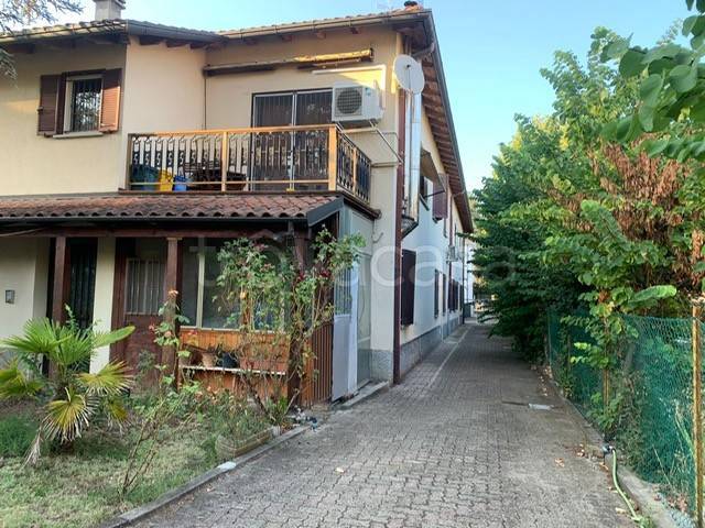 locale di sgombero in vendita ad Ozzano dell'Emilia