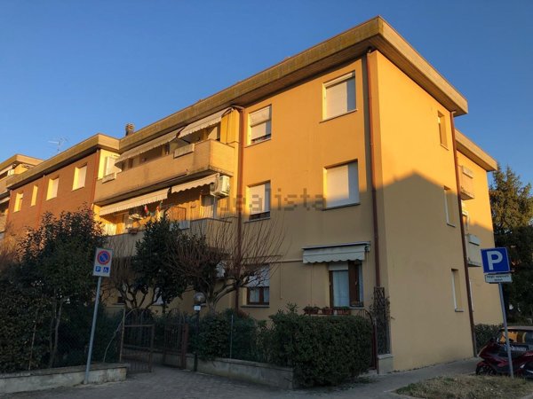 locale di sgombero in vendita ad Ozzano dell'Emilia