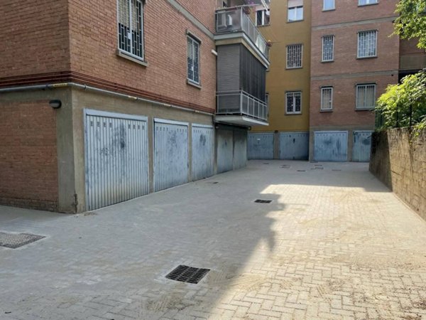 locale di sgombero in vendita ad Ozzano dell'Emilia
