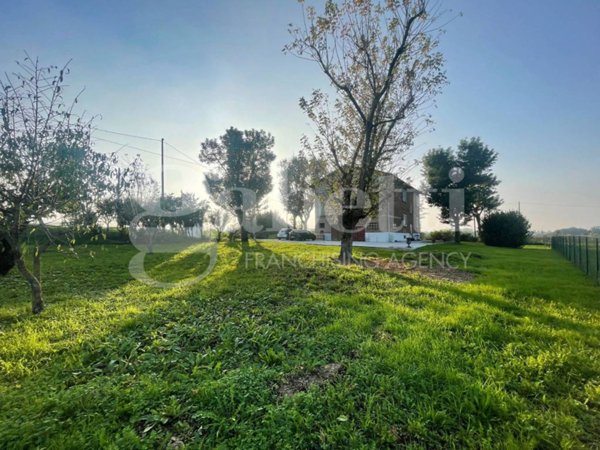 casa indipendente in vendita ad Ozzano dell'Emilia