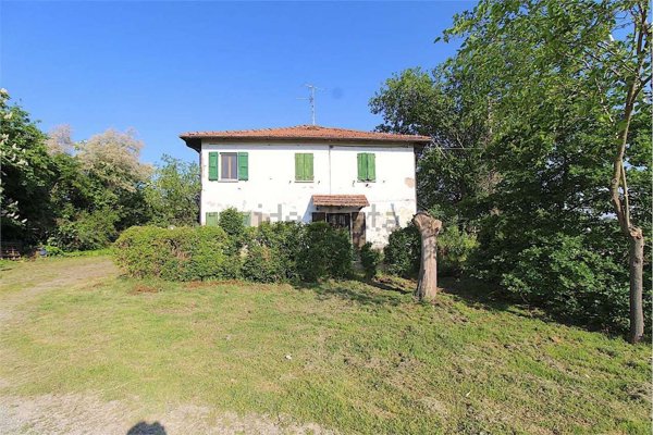 casa indipendente in vendita ad Ozzano dell'Emilia