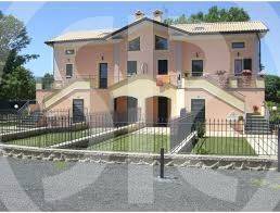 negozio in vendita ad Ozzano dell'Emilia