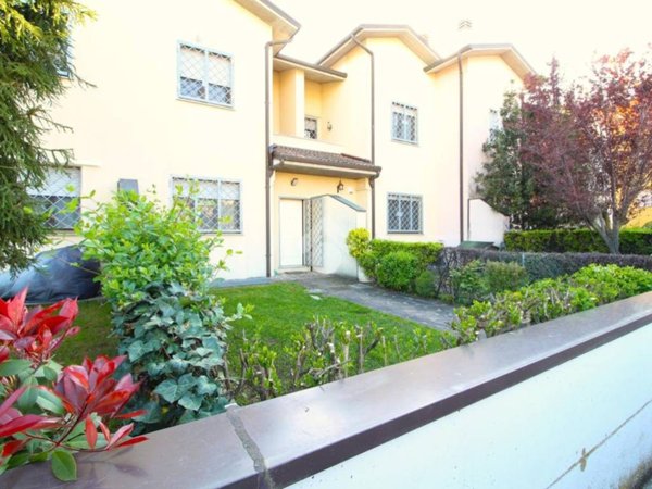 casa indipendente in vendita ad Ozzano dell'Emilia
