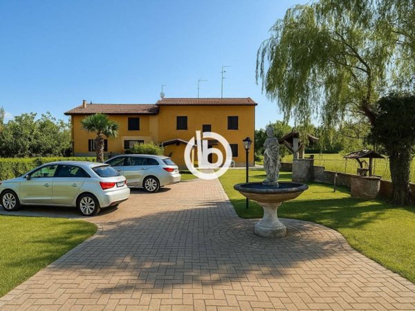 casa indipendente in vendita ad Ozzano dell'Emilia