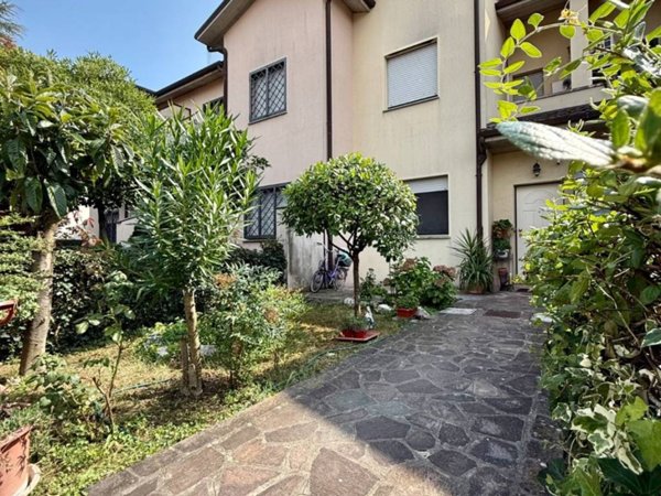 casa indipendente in vendita ad Ozzano dell'Emilia