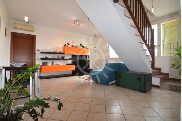 appartamento in vendita ad Ozzano dell'Emilia in zona Osteria Nuova