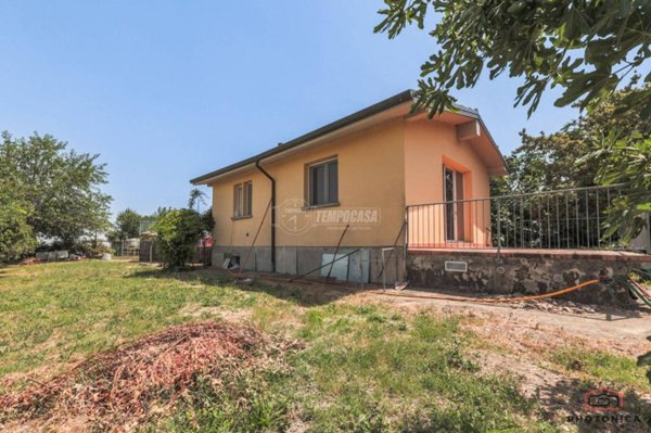 casa indipendente in vendita ad Ozzano dell'Emilia