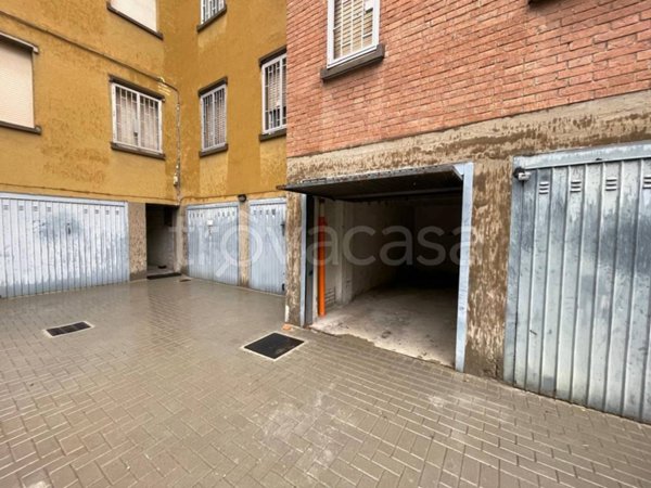 locale di sgombero in vendita ad Ozzano dell'Emilia