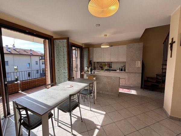 appartamento in vendita ad Ozzano dell'Emilia in zona Mercatale