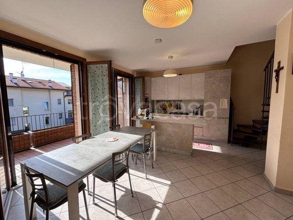 appartamento in vendita ad Ozzano dell'Emilia in zona Mercatale